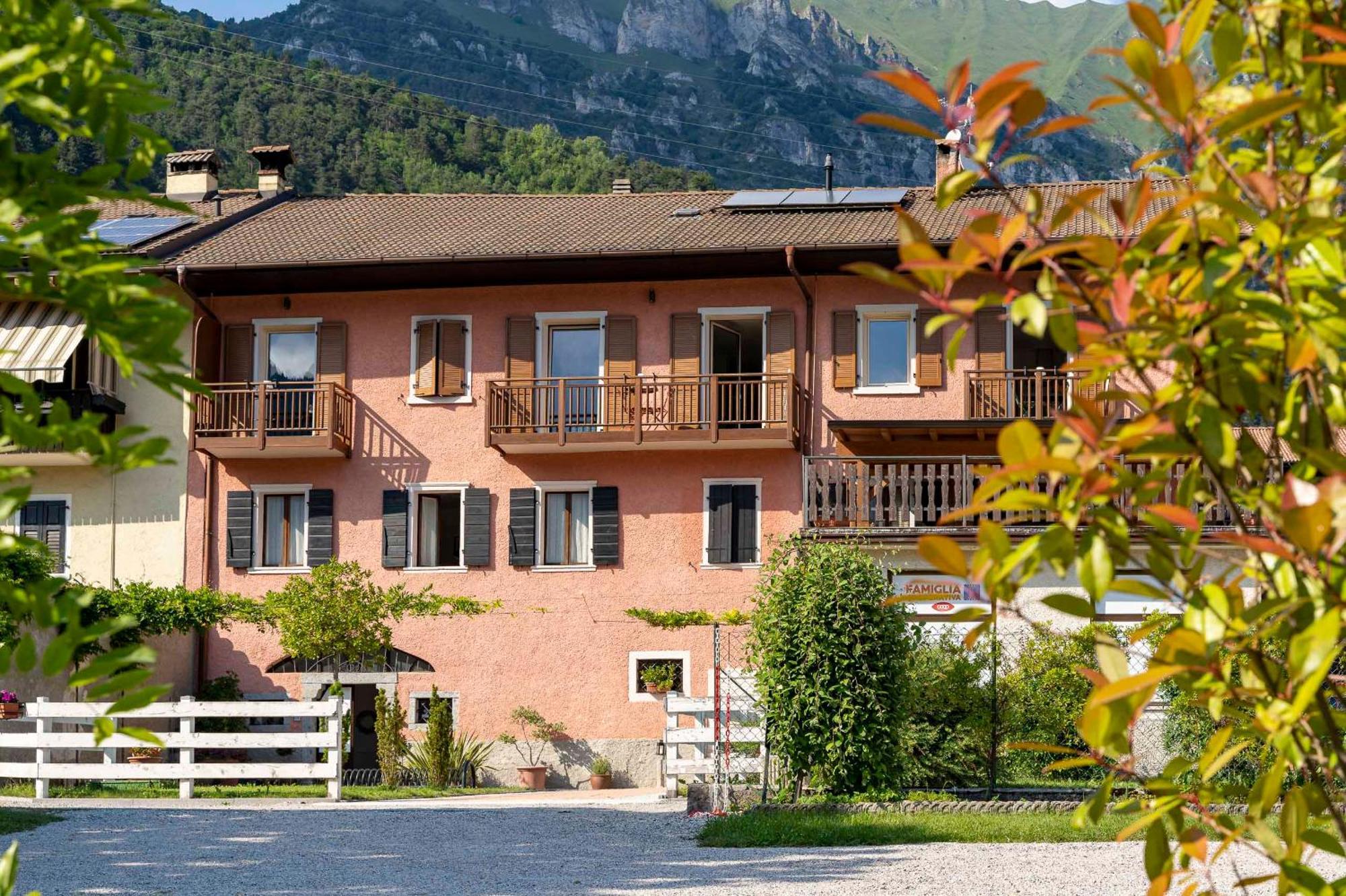 Ledro Lake Suite "Pur" Mezzolago Exterior foto